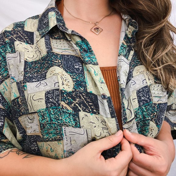 🍃 High Advantage silk button up 🍃 - Picture 4 of 11